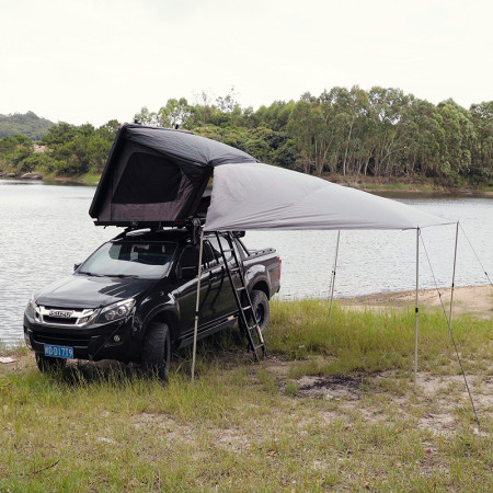 Desert Cruiser Pro 120 montée sur pick-up avec auvent Wild Land