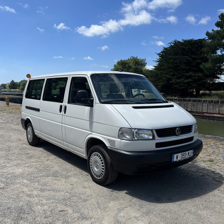 225 Volkswagen Caravelle T4