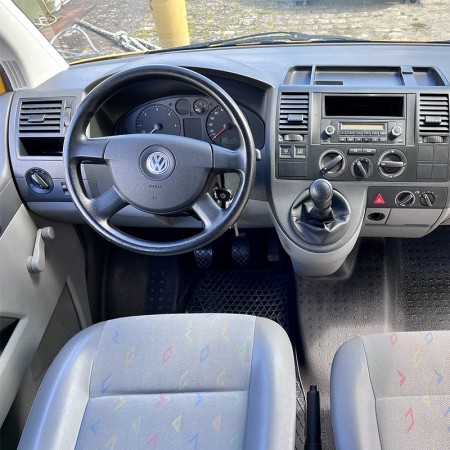 233 VW T5 Transporter 2009 L2H1 siège conducteur