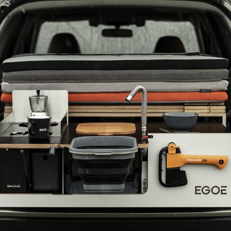 EGOE Nestbox Camper 200 cuisine en place dans Subaru Forester