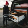 EGOE Nestbox Camper 200 dans Land Rover Discovery préparation en cuisine