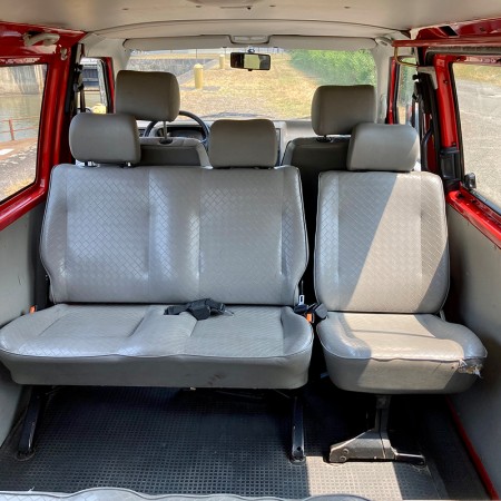 196 VW T4 Transporter 2000 L2H1 2.5Tdi 88 cv banquette arrière