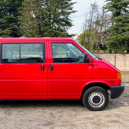 172 VW Transporter T4 1re main 102 cv 9 places