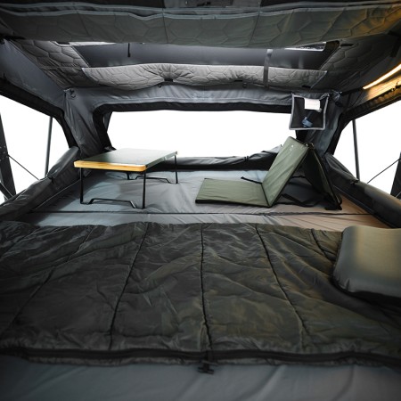 Tente de toit familiale hybride coque aluminium Summit Explorer XL intérieur clair